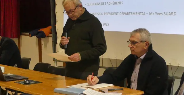 photo  un bureau mobilisé pour ses adhérents.  &copy;  le maine libre 