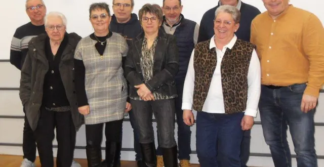 photo  le bureau autour de christine hatton, à l’issue de l’assemblée.  &copy;  le maine libre 