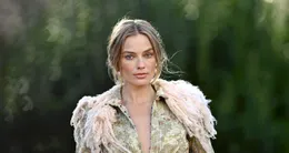 actu cin&eacute;ma  margot robbie lors d’une séance photo pour le film hurlevent à londres.  