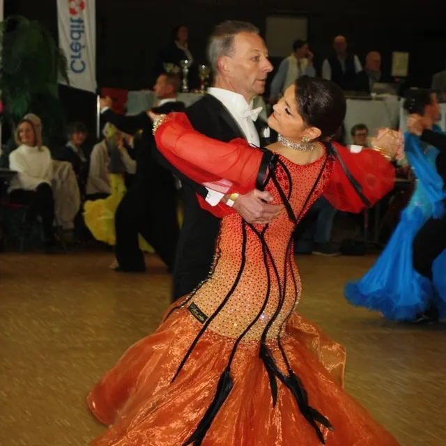 photo la valse, l’une des danses standards.  ©  ouest-france