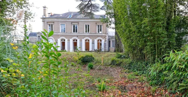photo  un grand parc et un hôtel particulier à saisir à nantes. l’état vend ses biens non utilisés.  &copy;  agorastore 