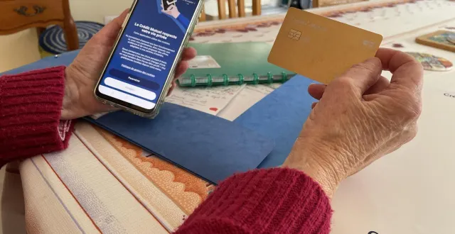photo  la gendarmerie des deux-sèvres alerte sur une nouvelle arnaque : de fausses cartes bancaires sont déposées dans les boîtes aux lettres des victimes.  &copy;  co - fabien leduc 