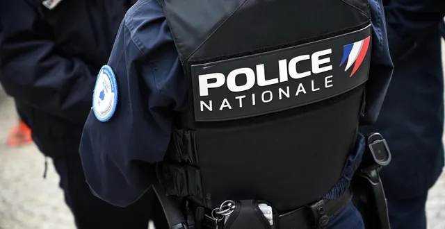 photo  un homme a blessé gravement quatre personnes devant un bar à angers, début février.  &copy;  marc ollivier/ouest-france 