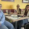 photo  nadège et ses trois filles, célia, doriane et lénaïs, profitent d’un dernier déjeuner dans ce restaurant où elles ont beaucoup de souvenirs. 