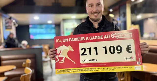 photo  cyril le meur, patron du bar le central, à pontivy (morbihan).  &copy;  ouest-france 