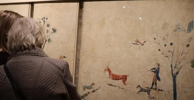 photo  les fresques murales peuvent être aperçues, gratuitement, dans la salle du pressoir de l’abbaye de saint-pierre-sur-dives, commune déléguée de saint-pierre-en-auge.  &copy;  ouest-france 