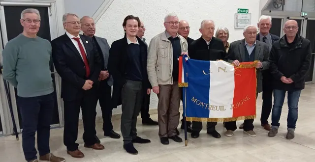 photo  les membres d’associations locales d’anciens combattants.  &copy;  co. 
