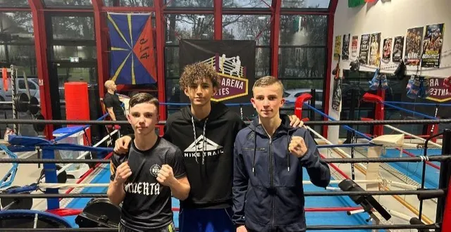 photo  de gauche à droite, kenzo belin, farid thalhaoui et keyton selmane du boxing arena nantes.  &copy;  boxing arena nantes 