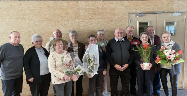 photo  l’assemblée générale a été l’occasion de remettre plusieurs médailles.  &copy;  le maine libre 