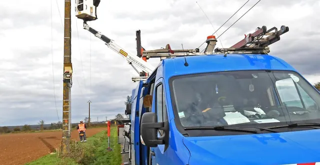 photo  près de 300 techniciens enedis sont actuellement à pied d’œuvre en poitou-charentes.  &copy;  archives co - etienne lizambard 