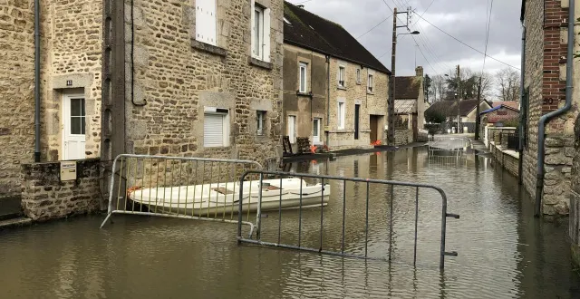 photo  la rue de l’église, à alençon, avait été touchée par une inondation en janvier 2025.  &copy;  archives ouest-france 