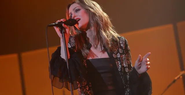 photo  aujourd’hui, il ne reste que 200 places disponibles pour le concert de vanessa paradis, prévu le 17 juillet.  &copy;  archives co – josselin clair 