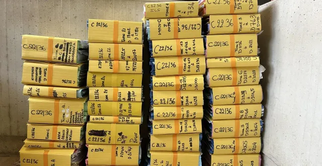 photo  le mans, jeudi 12 février 2026. quelque 37 tomes de procédure constituent ce dossier de trafic de stupéfiants dans lequel treize prévenus sont jugés pendant plusieurs jours par le tribunal correctionnel du mans.  &copy;  le maine libre 