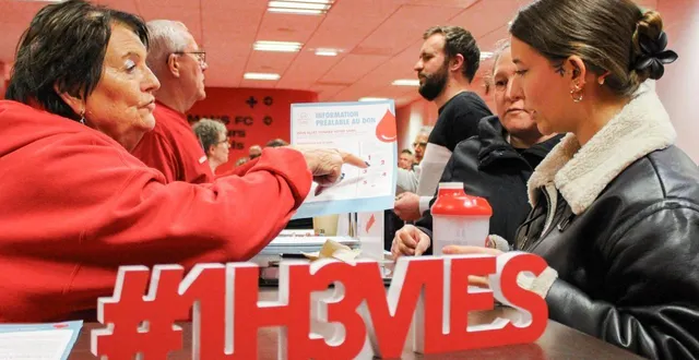 photo  les 24 heures du don du sang, événement annuel, a rassemblé un nombre exceptionnel de donneurs ce mercredi 11 février 2026 pour sa 10e édition.  &copy;  le mans stadium 