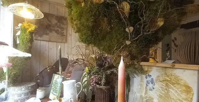 photo  la vitrine de cette boutique de décoration a été faite par une étalagiste professionnelle.  &copy;  le maine libre 