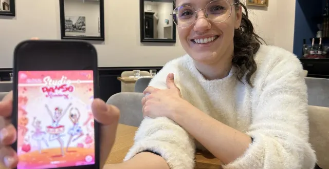 photo  cholet, mardi 10 février. l’autrice choletaise clémence perrault ne bulle pas : elle vient de sortir un sixième album de bd.  &copy;  co – freddy reigner 