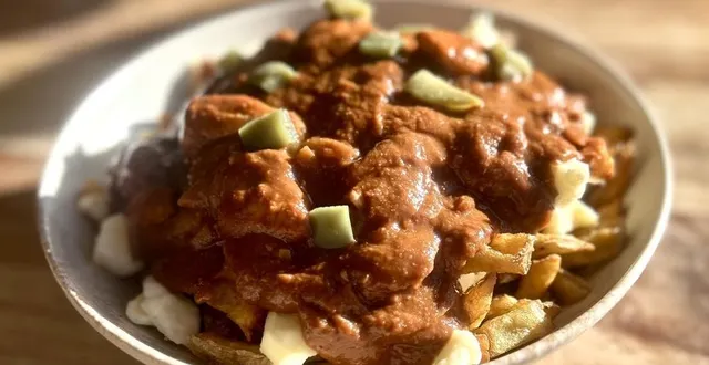 photo  la thurb, poutine proposée par les poutineurs a remporté le prix de la meilleure poutine internationale, hors canada 2026.  &copy;  poutineurs 