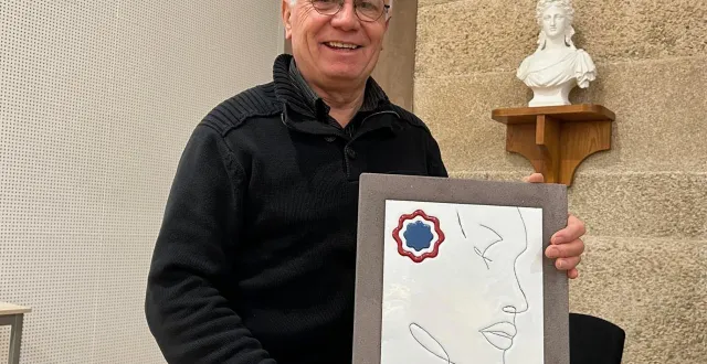 photo  louis-marie guérineau est maire de saurais depuis 2008. il va rendre son écharpe au soir du premier tour des municipales.  &copy;  co 