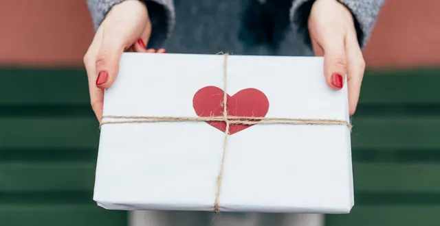 photo  testez vos connaissances sur la saint-valentin et tentez de gagner un cadeau !  &copy;  photo d’illustration : ilona titova / istock 