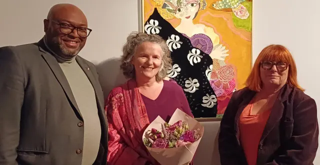 photo  jeudi 12 février. l’inauguration de l’exposition de katherine roumanoff a eu lieu en présence de lamine naham, maire de trélazé et de chantal geoffroy, adjointe à la culture.  &copy;  co 