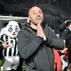 photo  alexandre dujeux entraîneur d’angers sco : 9e de ligue 1 avant la 22e journée. 