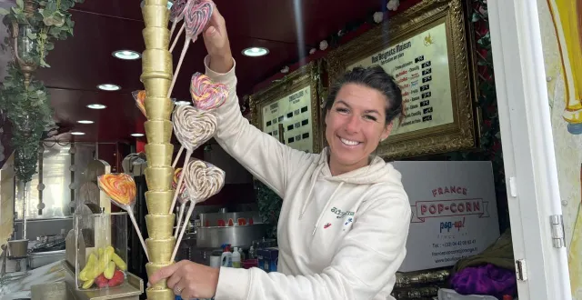 photo  la foire des cendres est de retour ce week-end à la flèche avec des dizaines de stands.  &copy;  archives ouest-france 
