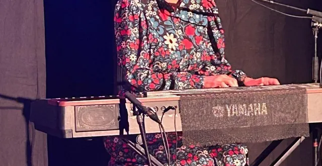 photo  l’artiste suisse a fait découvrir son univers aux nombreux spectateurs présents.  &copy;  val-au-perche 