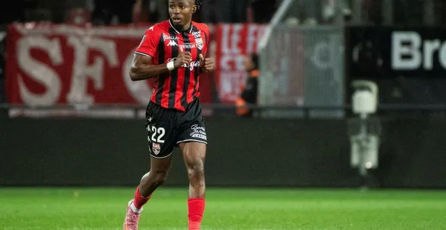 photo  alpha sissoko, défenseur d’en avant guingamp.  &copy;  kévin guyot / ouest-france 