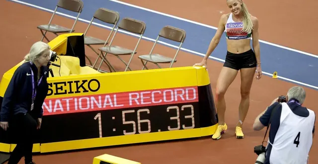 photo  la championne olympique du 800 m keely hodgkinson a frappé un grand coup samedi 14 février à birmingham en coupant la ligne en 1’56’’33, troisième meilleur chrono de l’histoire sur 800 m en salle.  &copy;  getty images via afp 