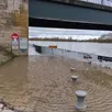 photo  saint-florent-le-vieil (maine-et-loire), samedi 14 février 2026. passage de la loire à vélo, la promenade julien-gracq est submergée par la loire. 