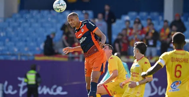 photo  le montpellierain christopher jullien, auteur du but égalisateur face au mans fc, surplombe les sarthois, samedi 14 février.  &copy;  photopqr/le midi libre/maxppp 