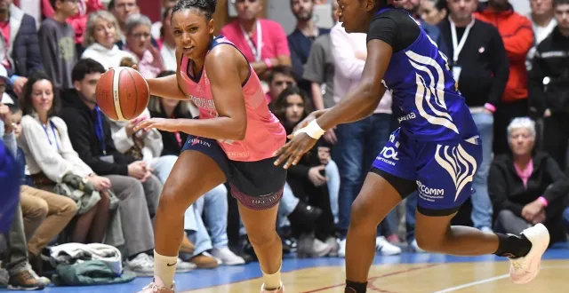 photo  eva picaut (lamboisières).  &copy;  photo co - michel durigneux 