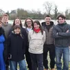 photo  le groupe d’étudiants en master paysage devant la loire, à chalonnes. colline roy est au deuxième rang, deuxième à partir de la gauche. 