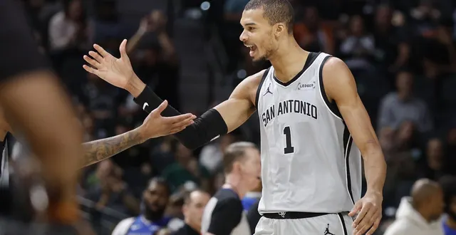 photo  victor wembanyama.  &copy;  ronald cortes/getty images via afp 