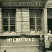 photo  la maison valentin laroute, 54, rue saint-aubin, vers 1924. maurice chrétien successeur. 
