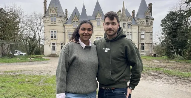 photo  océanne et yohan fady, 27 et 36 ans, sont les jeunes propriétaires de l’emblématique château de la touche d’amour, à rocheservière.  &copy;  ouest-france 