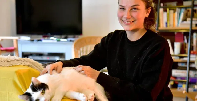 photo  « je m’occupe d’eux comme s’ils étaient à moi », confie adèle oudinet, à la tête de sérénipets, une micro-entreprise établie à niort.  &copy;  co - marie delage 
