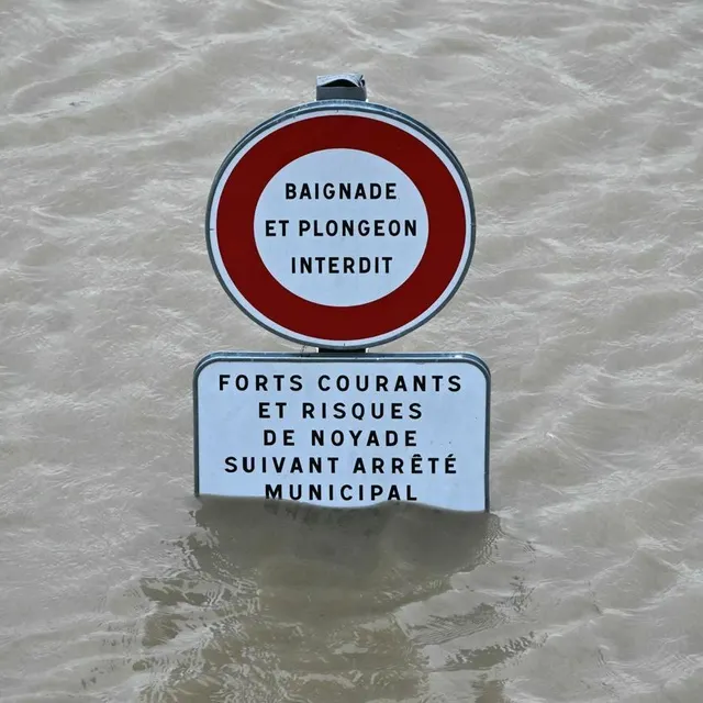 photo la garonne, au niveau de la réole, en gironde, jeudi 12 février 2026.  ©  philippe lopez / afp