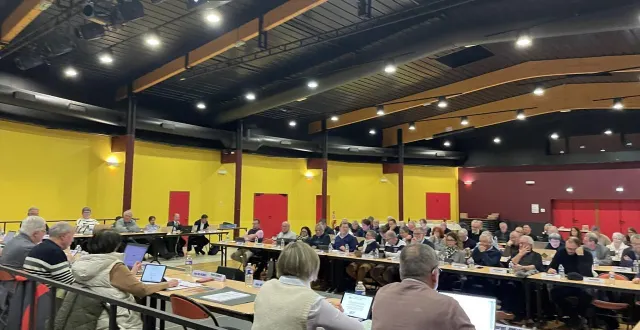 photo  le dernier budget de flers agglo de la mandature a été adopté, jeudi 12 février 2026.  &copy;  ouest-france 