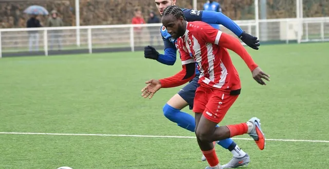 photo  le gazelec y a cru mais est tombé sur une solide équipe de r1 avec la réserve du poiré-sur-vie.  &copy;  le maine libre 