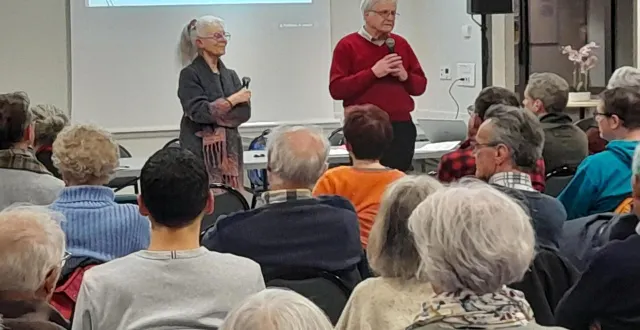 photo  marie claude caillaud et jacques graveleau (tête de liste).  &copy;  ouest-france 