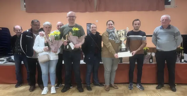 photo  le challenge communal de l’union de saint-martin-d’arcé a rendu son verdict le 7 février dernier. quarante-cinq équipes se sont disputé ce challenge. la finale, qui opposait betty février et benoit février à jérôme cureau et anita cureau, a vu la victoire de l’équipe de betty février sur le score de 12 à 5. le matin a eu lieu la traditionnelle assemblée générale : la société l’union compte 105 sociétaires à ce jour. le challenge de l’union débutera quant à lui ce mardi 17 février : il reste encore de la place pour s’inscrire.  &copy;  document remis 