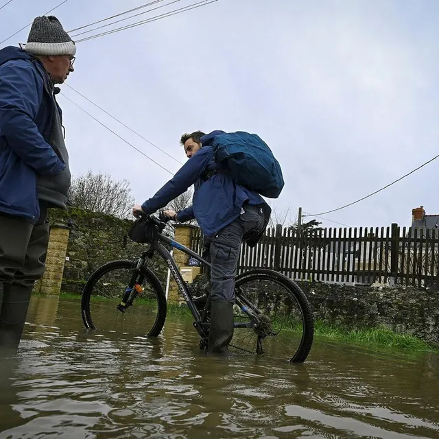 photo pour rémy et eliane benier, c’est la dixième fois qu’ils sont inondés.  ©  vincent michel / ouest-france