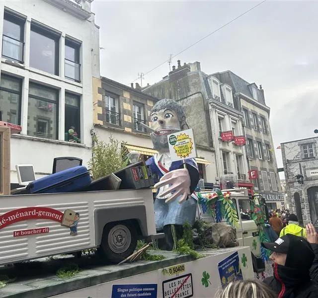 Mille Gênard 1er, en route pour le nouveau cours Jonville. Il est passé sous les yeux du maire Gilles Ménard. Ouest-France photo mille gênard 1er, en route pour le nouveau cours jonville. il est passé sous les yeux du maire gilles ménard. © ouest-france