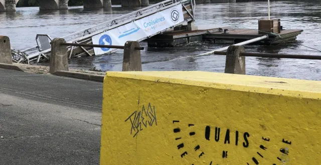 photo  à saumur, la loire va gonfler de 30 cm entre ce lundi 16 et ce mardi 17 février.  &copy;  ouest-france 