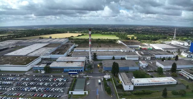 photo  la reconversion de l’usine michelin de cholet a été abordée.  &copy;  co – étienne lizambard 