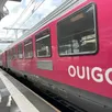 photo  un ouigo train classique en gare du mans. 