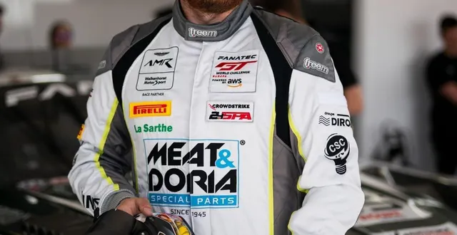 photo  contacté un mois avant l’épreuve, maxime robin a saisi l’occasion de disputer les 12 heures de bathurst, l’une des courses les plus mythiques de l’endurance gt. un pari réussi, ponctué d’un podium et d’un programme 2026 déjà bien avancé.  &copy;  nick dungan 