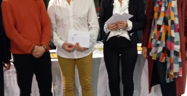 photo  fabrice poirier et brigitte ricou entourés de marc-antoine soulis, directeur du pôle des temps de l’enfant, et d’elsa pastor, directrice générale des services de la ville.  &copy;  co. 