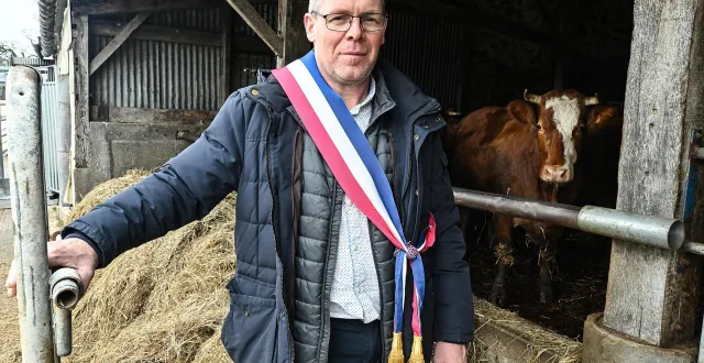 photo  vincent paillard, éleveur à montjean, commune de 1 000 habitants en mayenne, briguera un deuxième mandat de maire aux prochaines élections municipales.  &copy;  joël le gall, ouest-france 